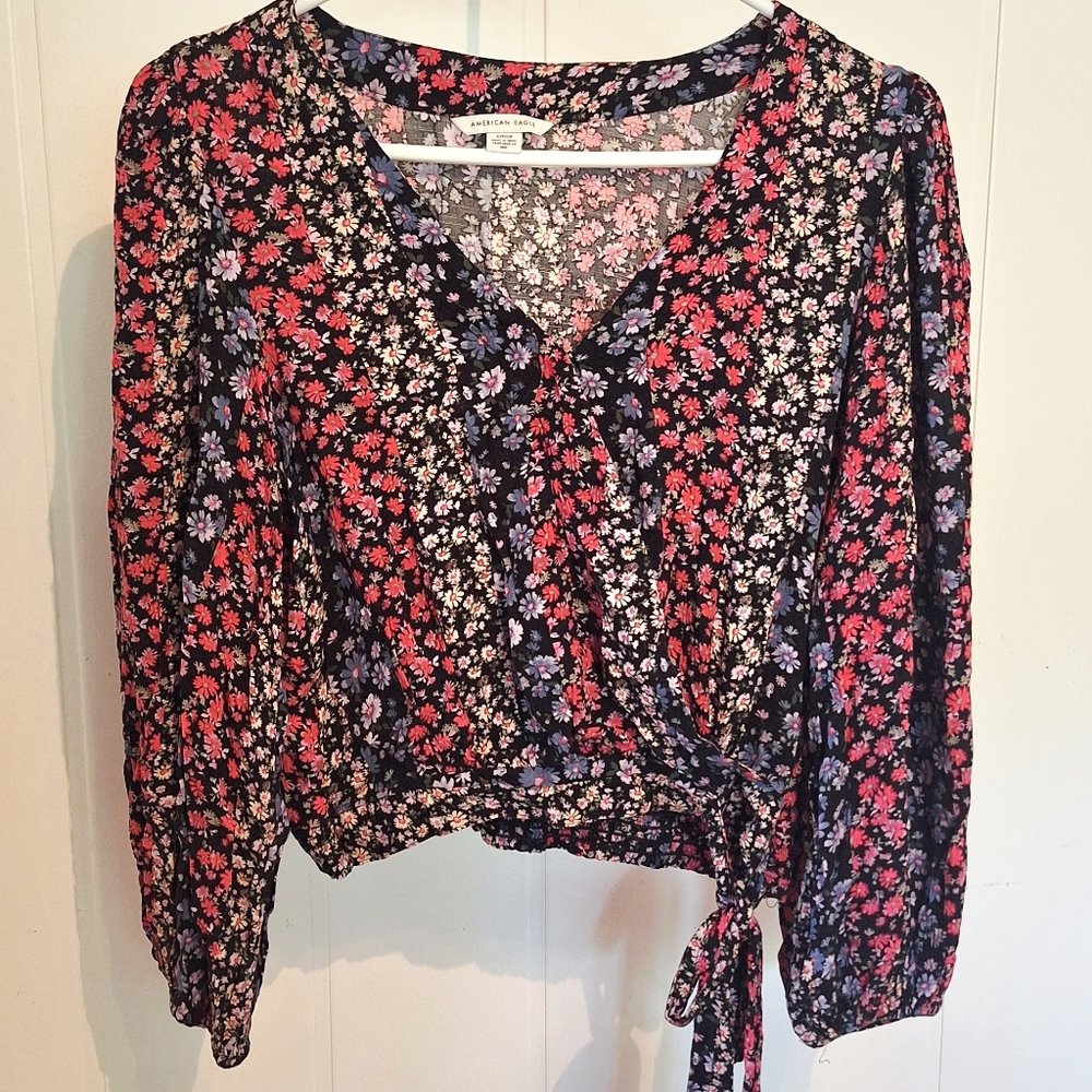 American Eagle Outfitters Floral Wrap Blouse Black Pink Size S Very Good